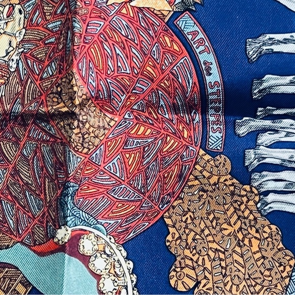 Vintage Hermès Scarf 86 x 89 cm. - Picture 8 of 8